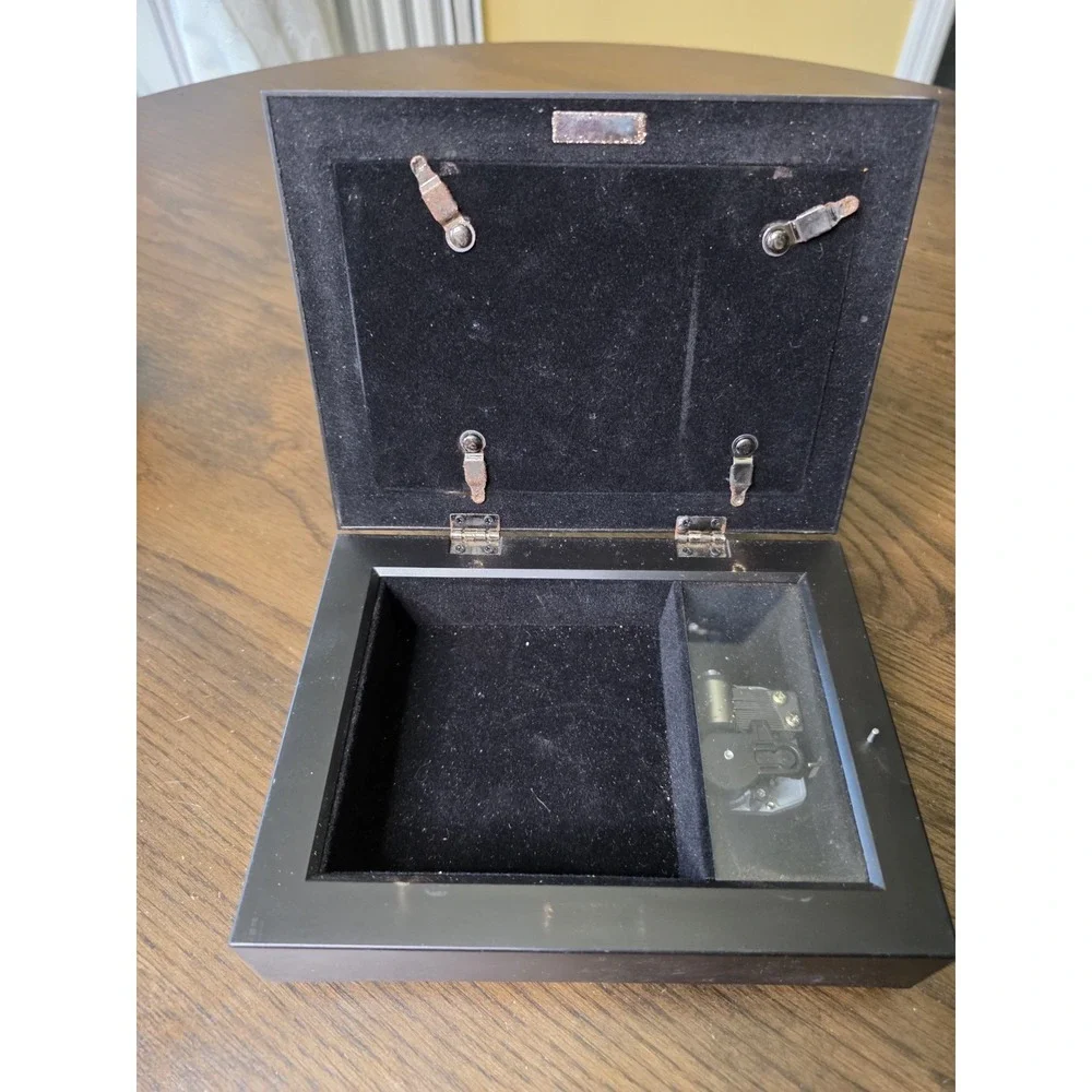 Black Lacquered Jewelry Box Iris Floral Musical‎ Lined Mirror Japan - Works